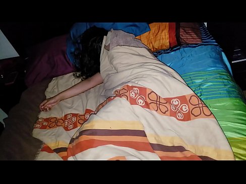 ❤️ Stepson berating rẹ odo stepmother nigba ti o sun. wa %yo.porngifmag-com.ru ❌❤